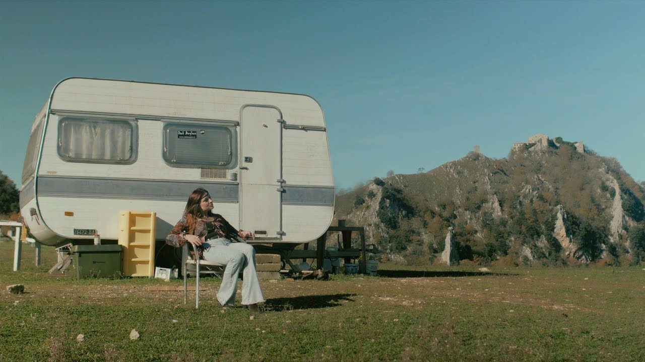 Claudia Scarciafratte - A modo mio (video ufficiale)