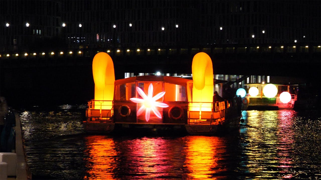Solarkatamaran Lichterfest Tour (Spreerundfahrt)