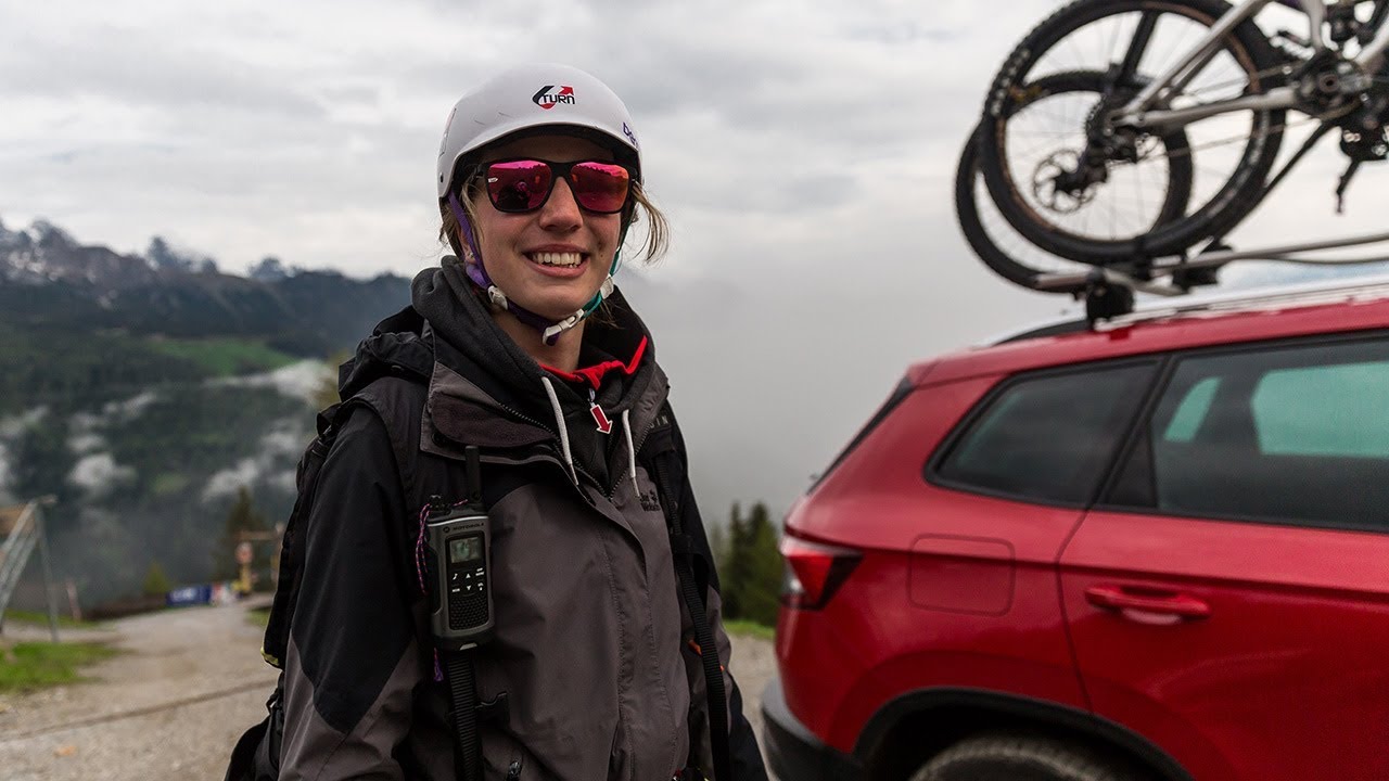 Miss Peaches on the Road: Paragliding