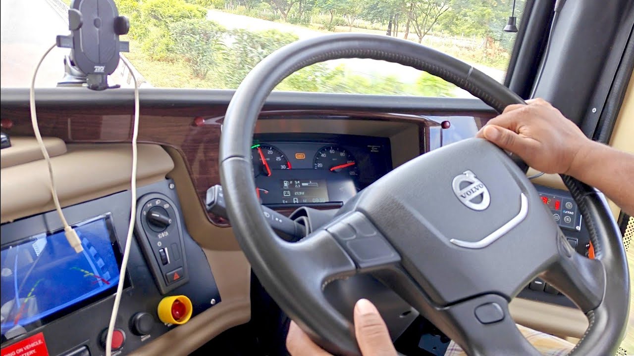 Volvo 9600s Multi Axle High Speed Cruising!