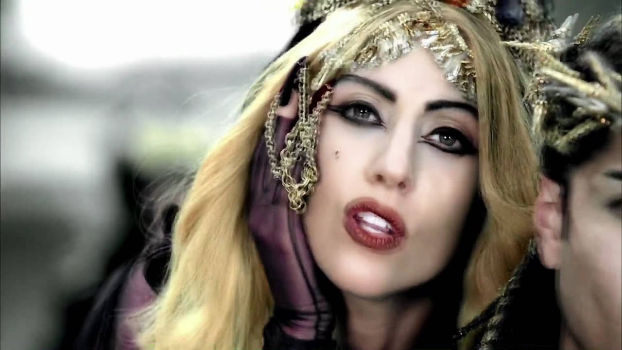 Where Them Pop Girls At (Rihanna, Britney, Gaga, Kesha Megamix Mashup)