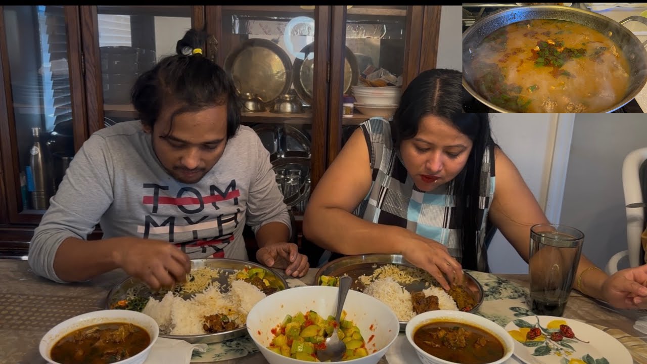 Taato Taato Local Kukhura Jhol / Piro Kakra Ko Achar Sanga Khana#mukbang#