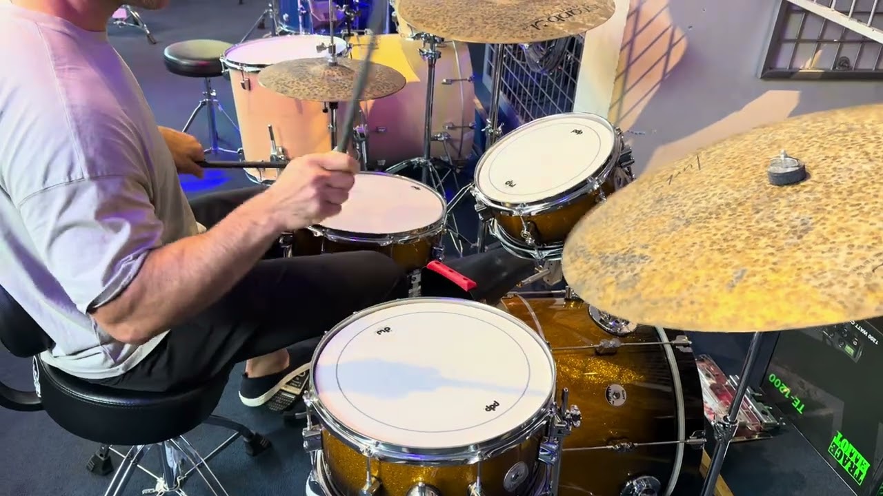 Trống PDP Daru Jones Signature/ DW 6000 Ultra Light Hardware.
