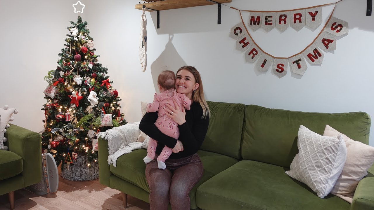 Mum of 2 Vlog: Christmas Decorations, Advent Calendars and Getting Organised!