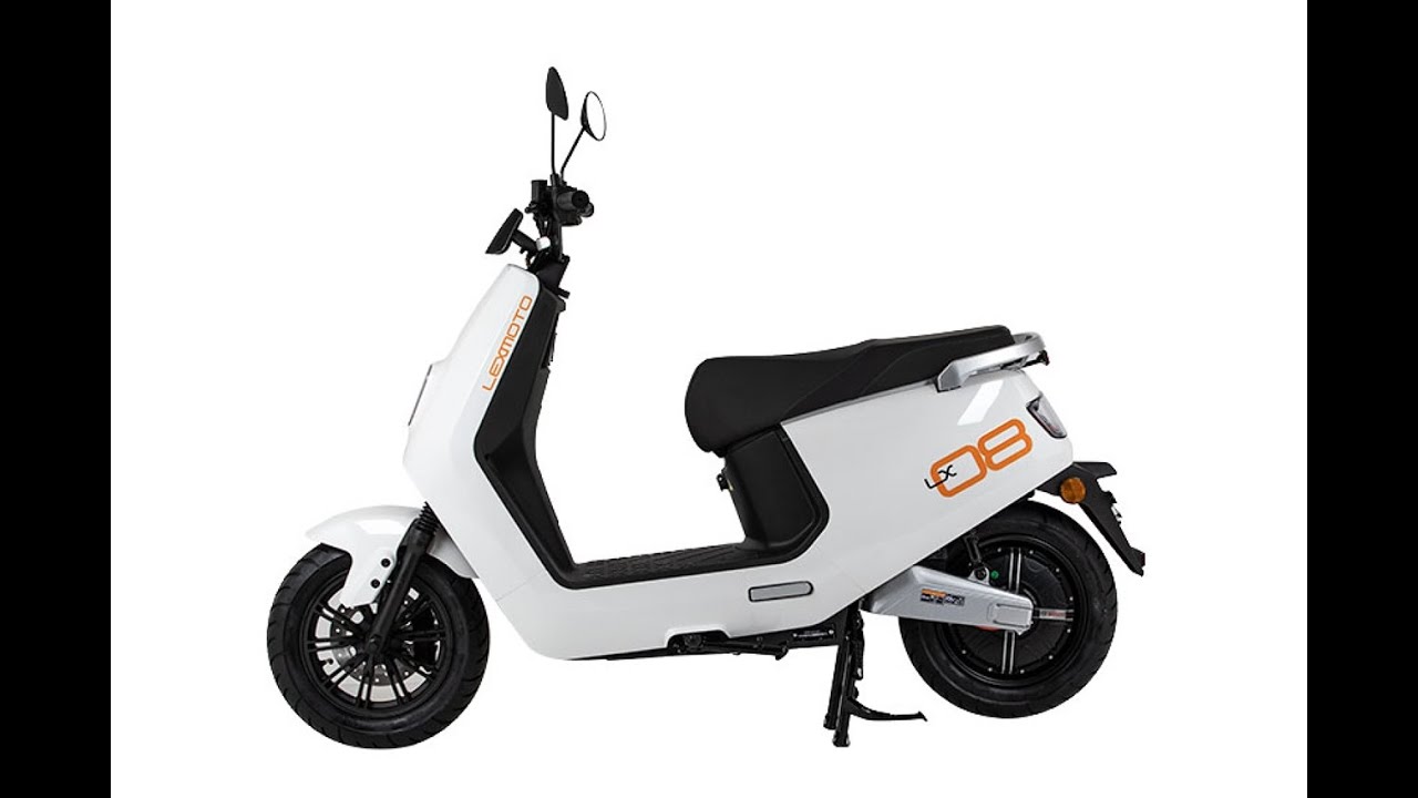 Lexmoto LX08 45mph electric moped static review & compared to MQiGT SR & Sunra Robo-S - Green-Mopeds