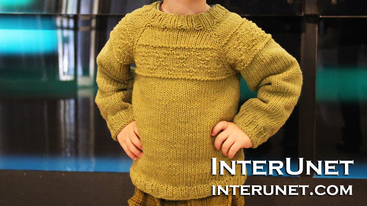 Knit a raglan sleeve sweater for a toddler boy - rhombus pattern