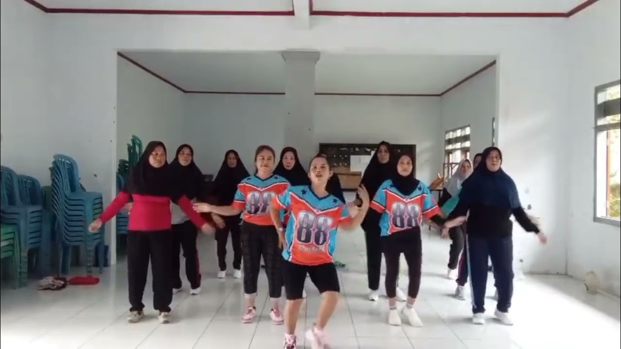 DJ INDIA DAIYA DAIYA RE X KECUPAN SAYANG || SENAM KREASI