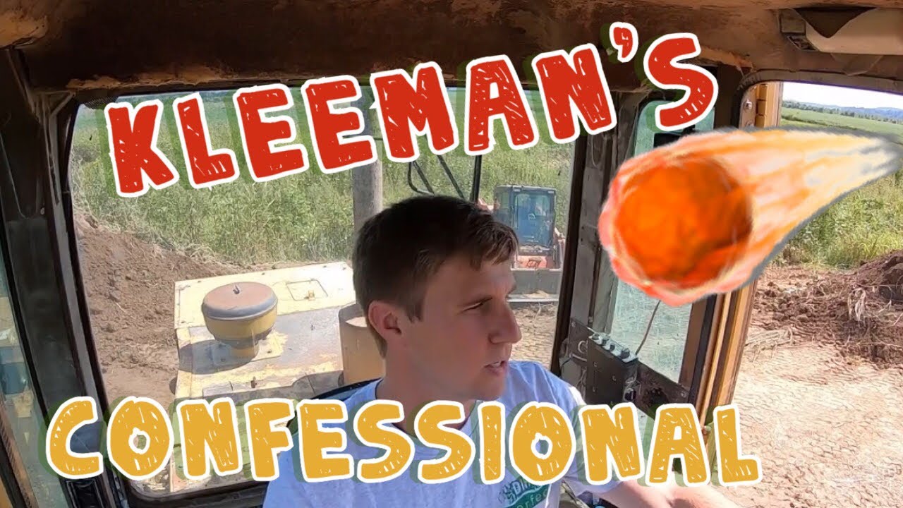 Hauling topsoil with c8500 dump truck and captain Kleeman ripped mirror off the truck 🤦‍♂️