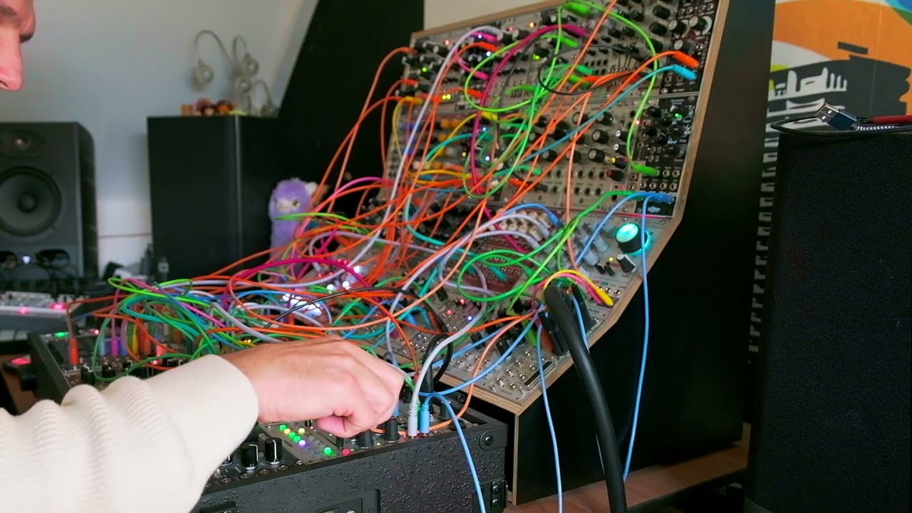 Dancing Drones - Eurorack modular jam