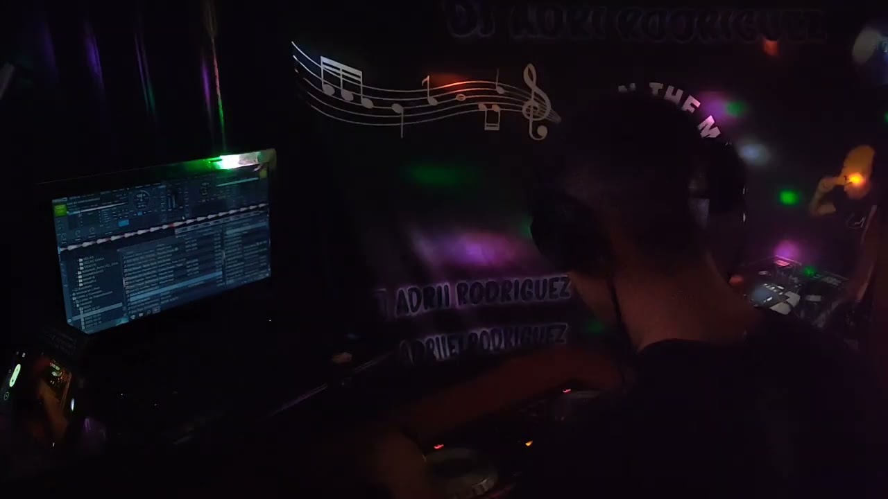 SET LIVE NU DISCO VS NEW GENERATION (ESPECIAL AÑO NUEVO) - ADRII RODRIGUEZ