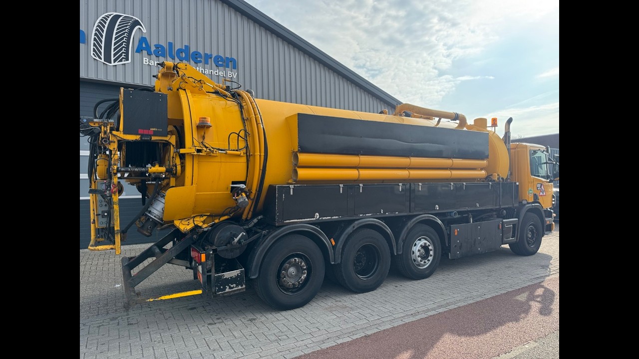 Scania P114-340 8x2, Vacuüm & HD-pump / Saug und Druck.
