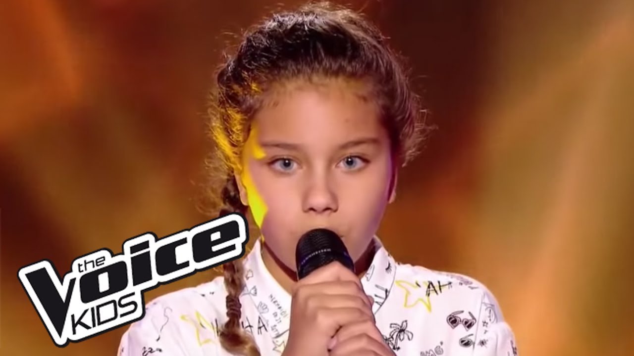Dernière danse - Indila | Ilyana | The Voice Kids France 2017 | Blind Audition