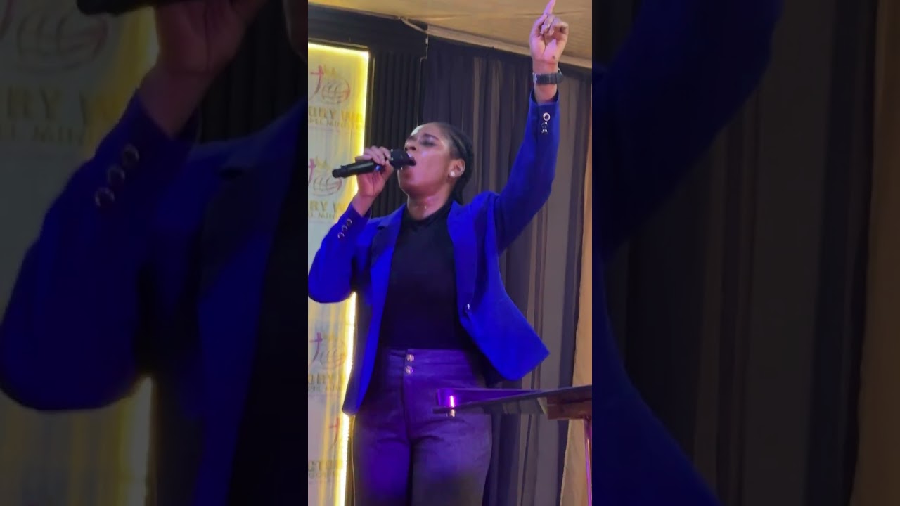 ELECTRIFYING MINISTRATION BY DIDI AT NIGHT WITH THE KING 10.0