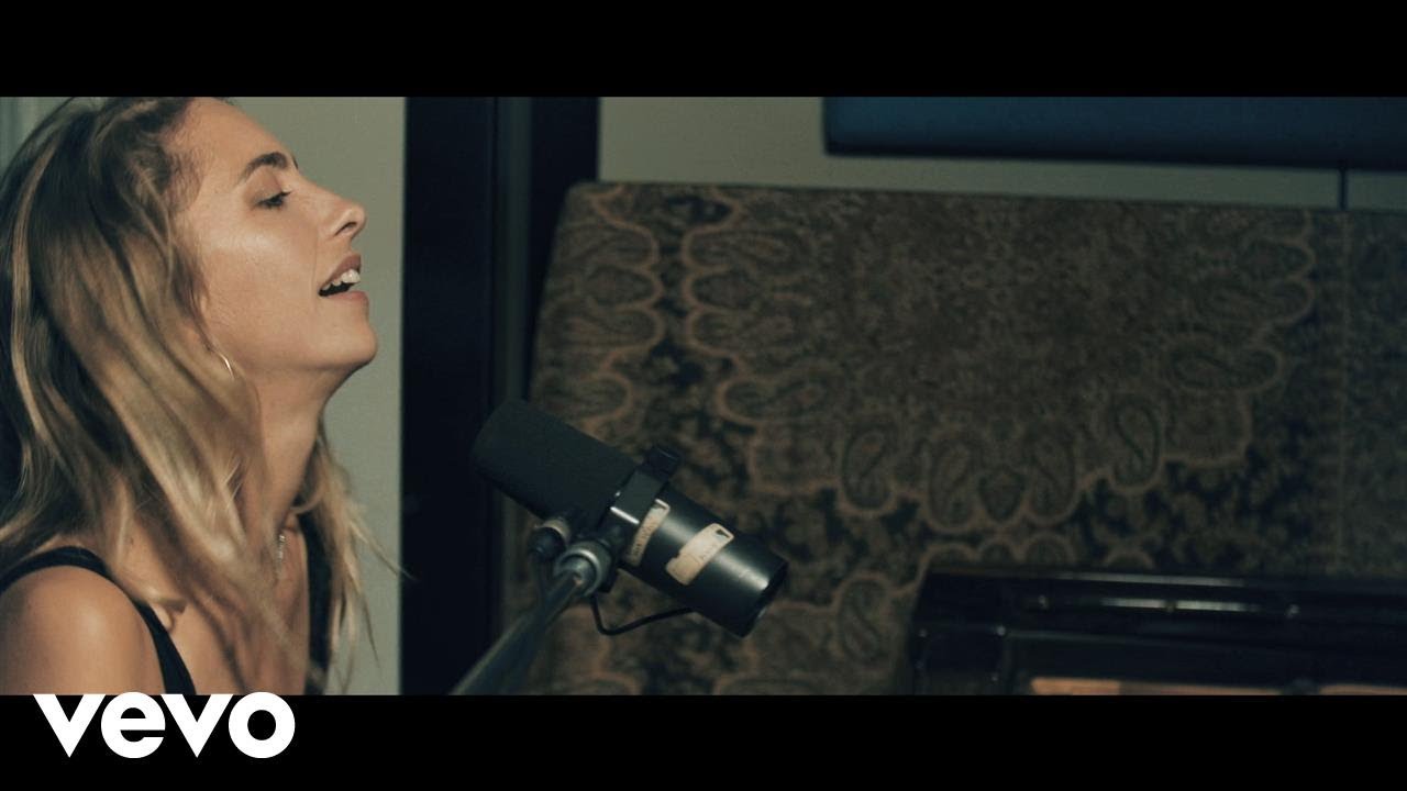 Pumarosa - The Witch (Piano Sessions Unplugged)