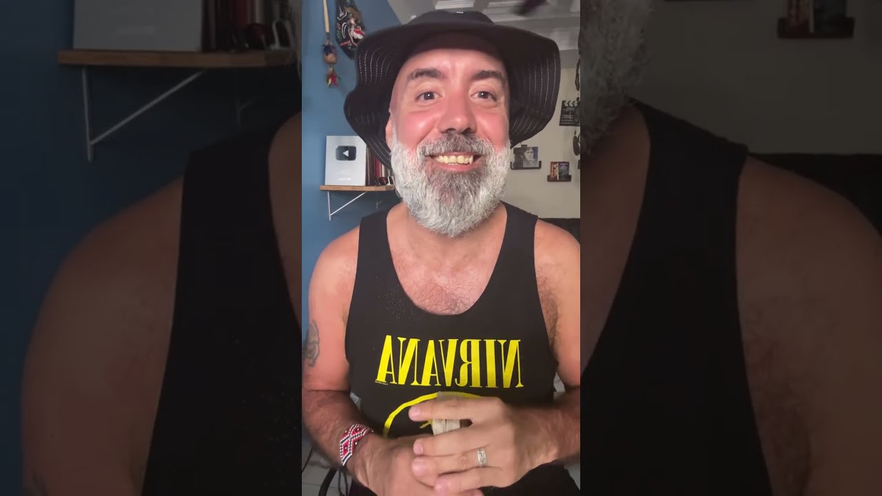 Ele nunca te esqueceu mas pensou em vc hj de uma maneira especial