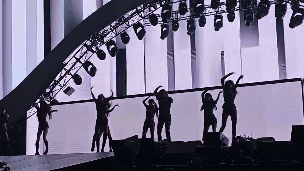 Twice  Ready To Be Live in Bulacan 3. Go Hard 4K 60 FPS