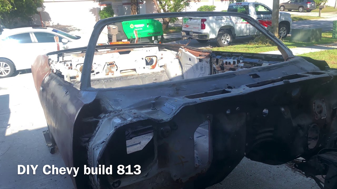 Preparing 1975 Caprice convertible for sandblasting and talking about rust areas