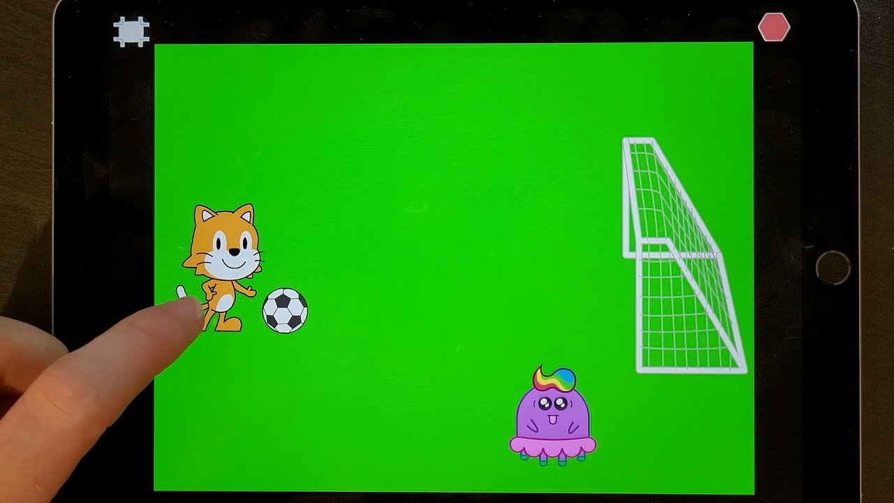 Euro2020 Football Game in ScratchJr - Beat the Keeper!