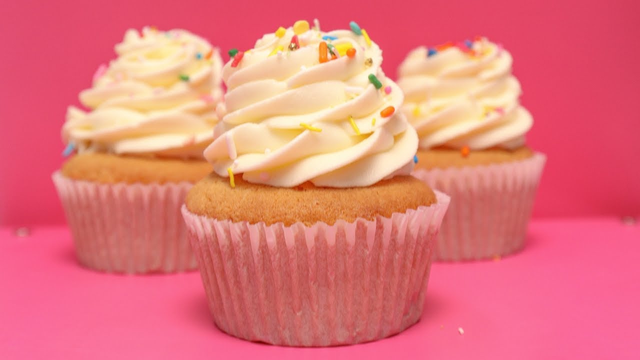 Ванильные капкейки | Всегда идеальны 🧁 | Дэни Флауэрс