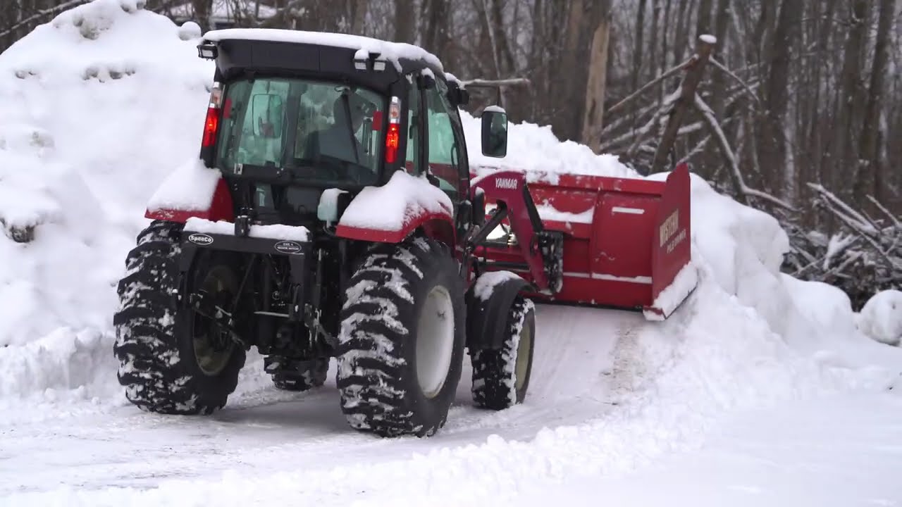 Wrapping up winter with the Yanmar YT 347 tractor !!💪🏽
