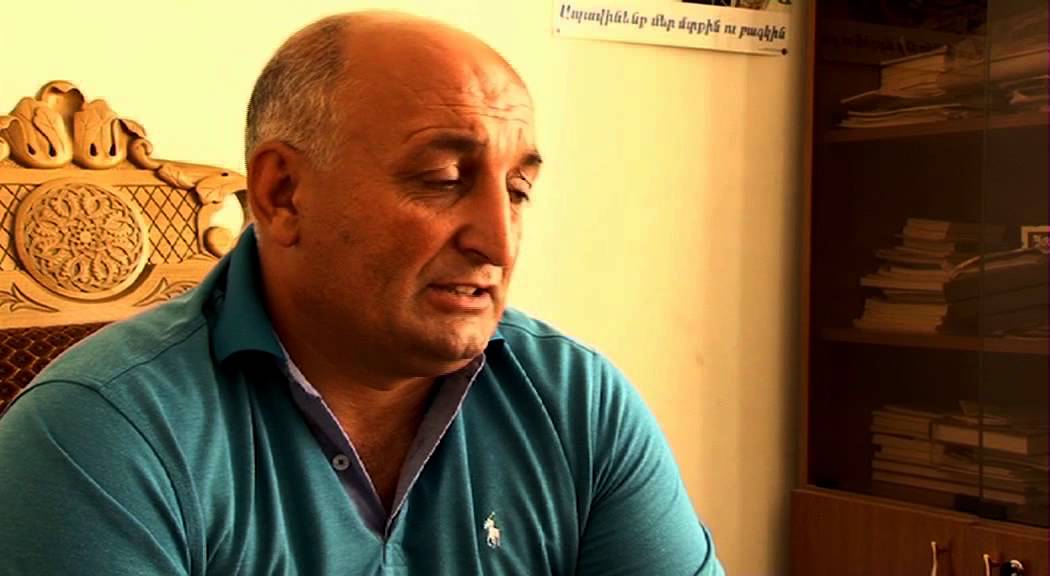 Նորաբաց`քաղաքի և գյուղի միջև
