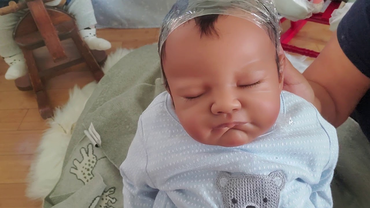 My first reborn boy is here!  Reborn August sculpt box opening 💙💙💙