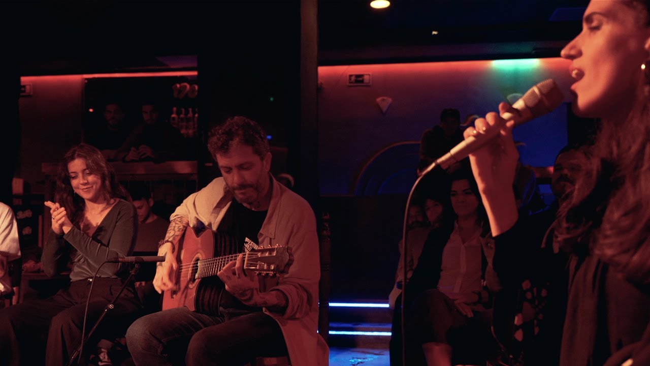 Juan Medina feat. Lea Lu - HENYA (videoclip Oficial)