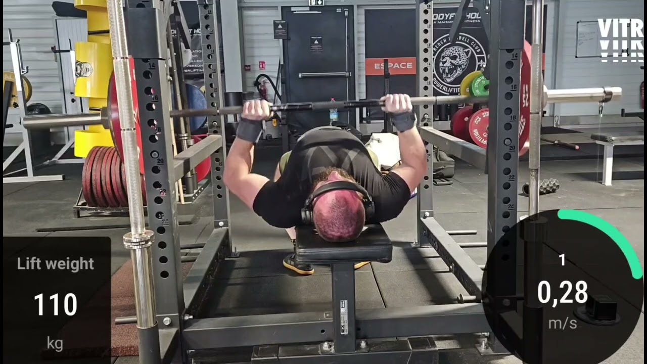 Close Grip Bench : 110kg x5@0,32m/s
