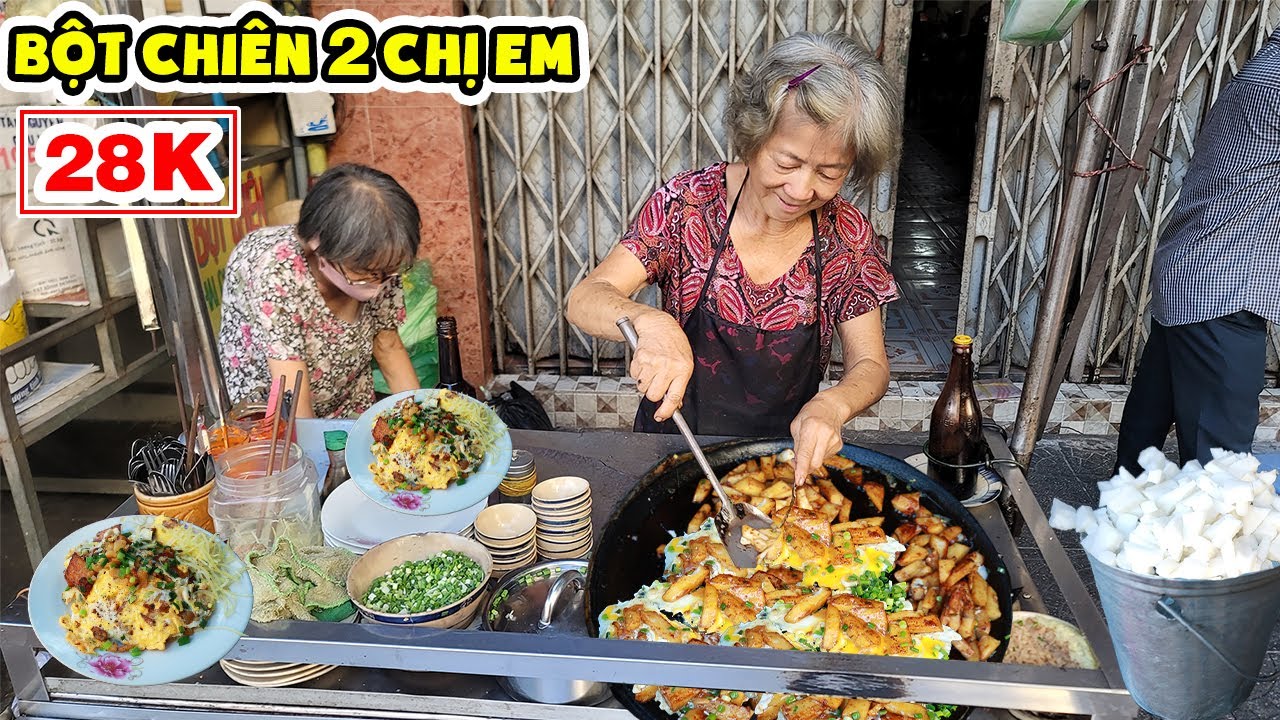 Bột Chiên 2 Chị Em 28K Tồn Tại Hơn 30 Năm Vẫn Sử Dụng Bếp Củi Bán Gần Khu Chợ Hòa Bình