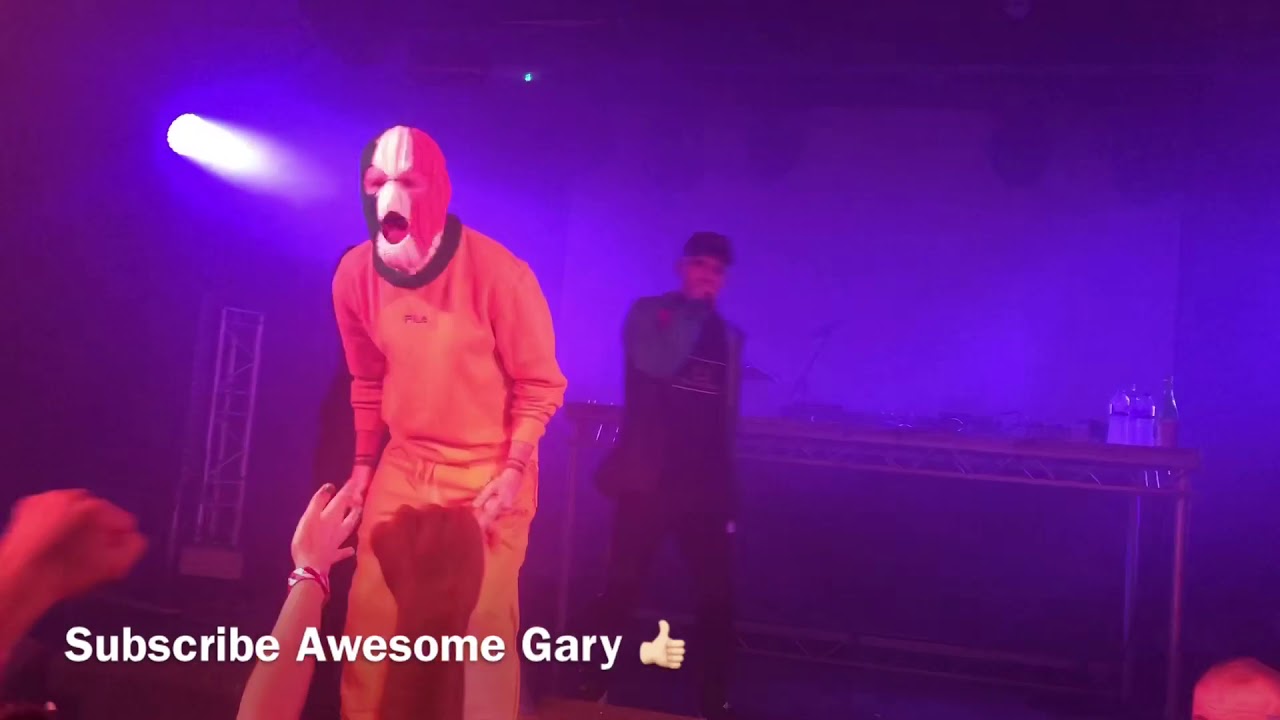 KNEECAP LIVE - SNIFFER DOGS - limelight Belfast 2019