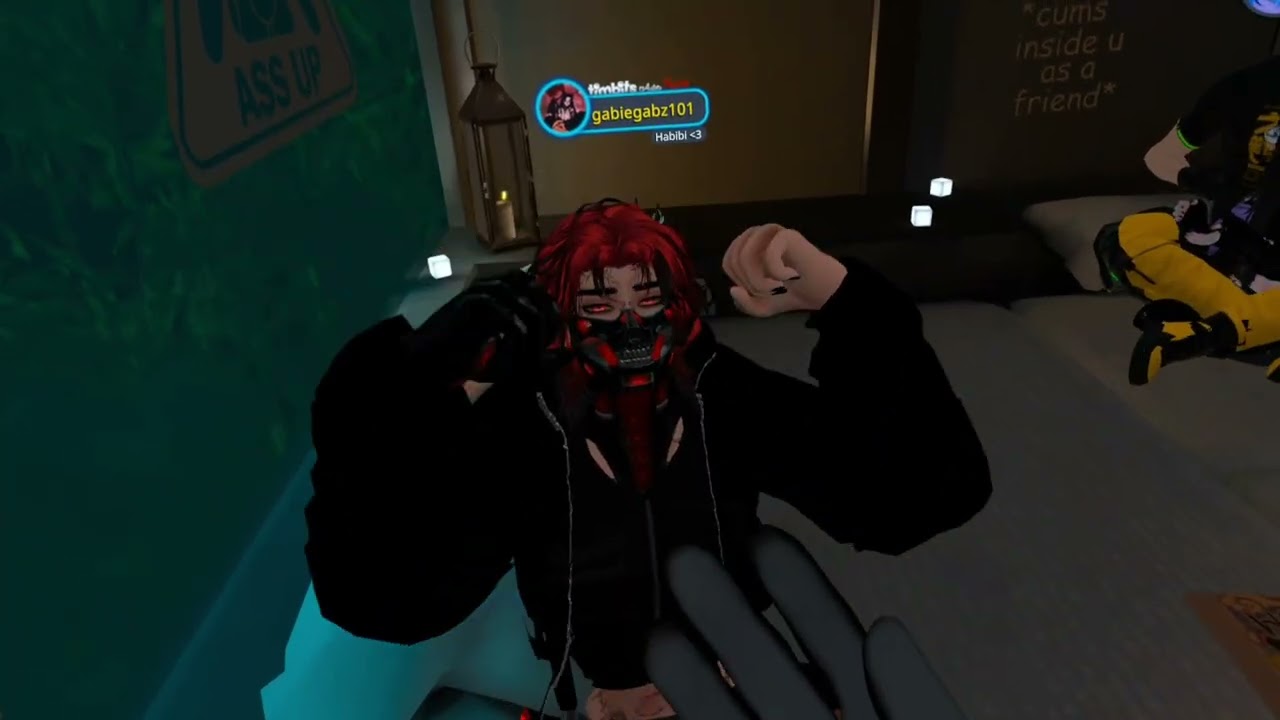 Vrchat in a nutshell with friends 