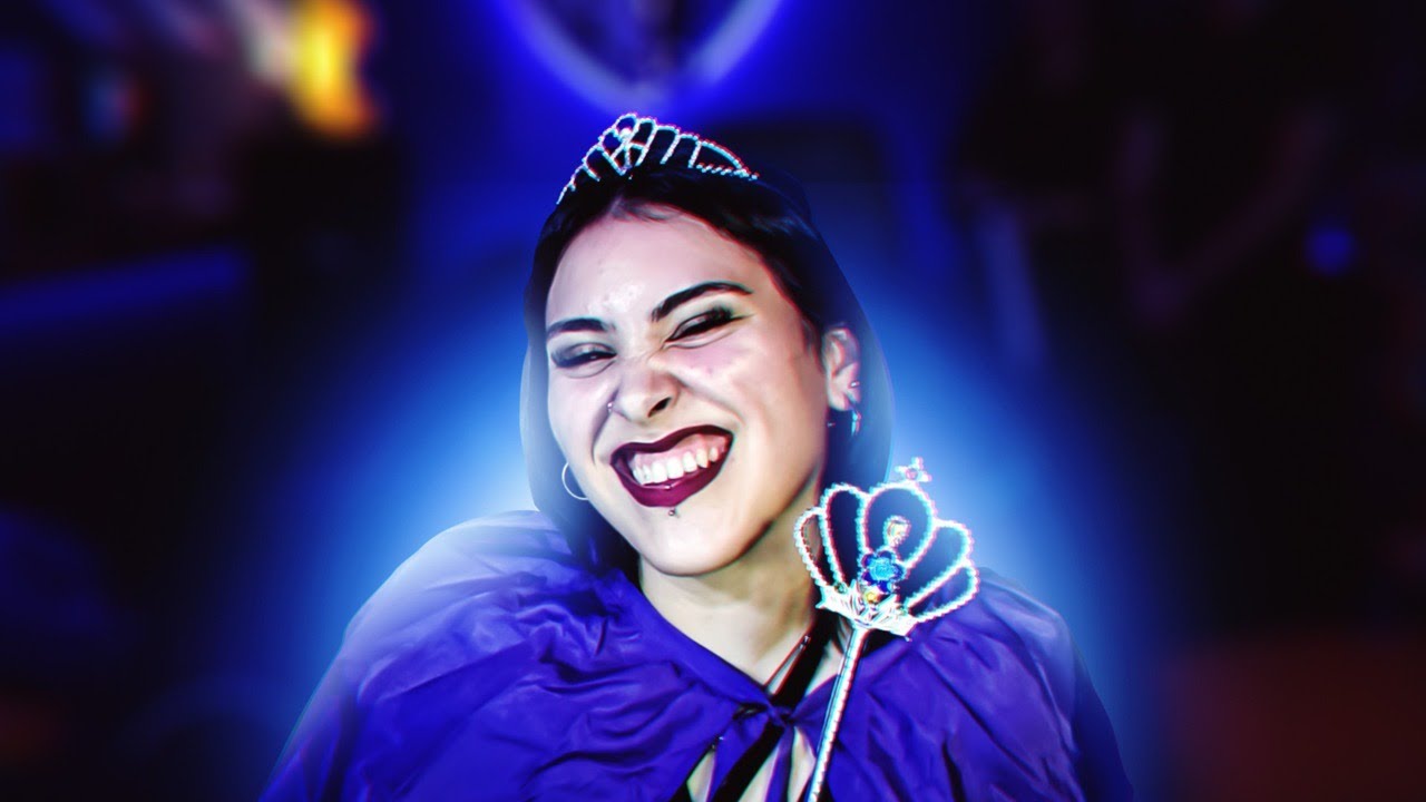 FESTEJANDO 1M EN TIKTOK Y 150K EN TWITCH - Cami Jara