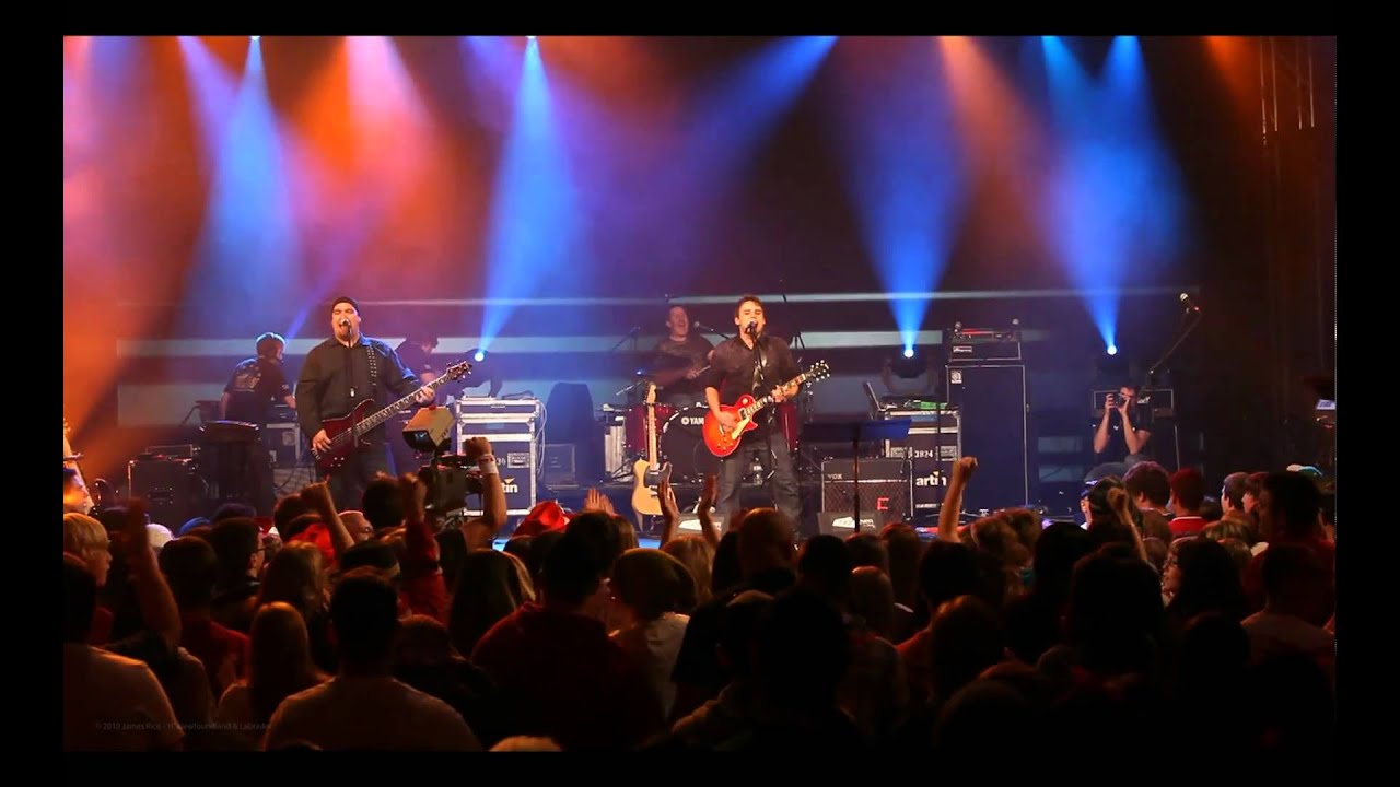 Anyday playing Generation live at YC2010