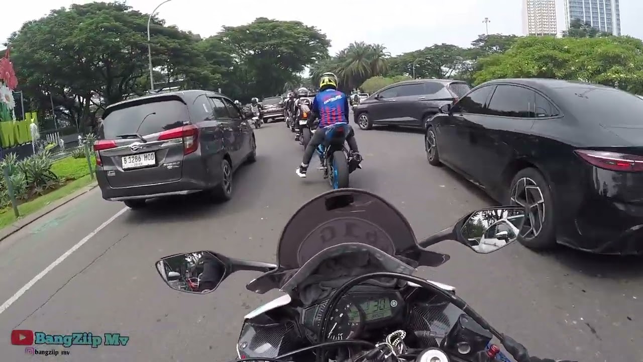 SUNMORI acara Yamaha R Series 