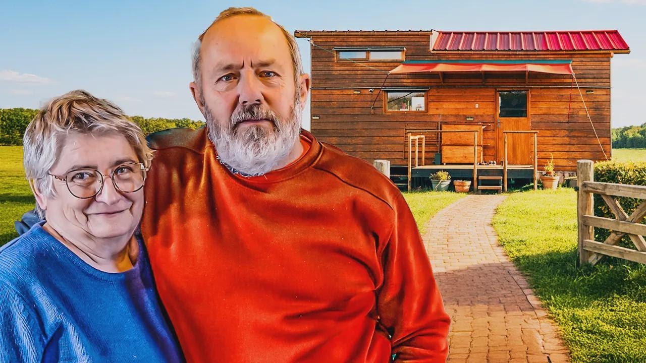 Retired Couple Lives Comfortably in a 172 sq ft Tiny House!