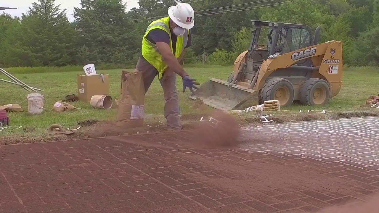 Follow the Red Brick Road 2018