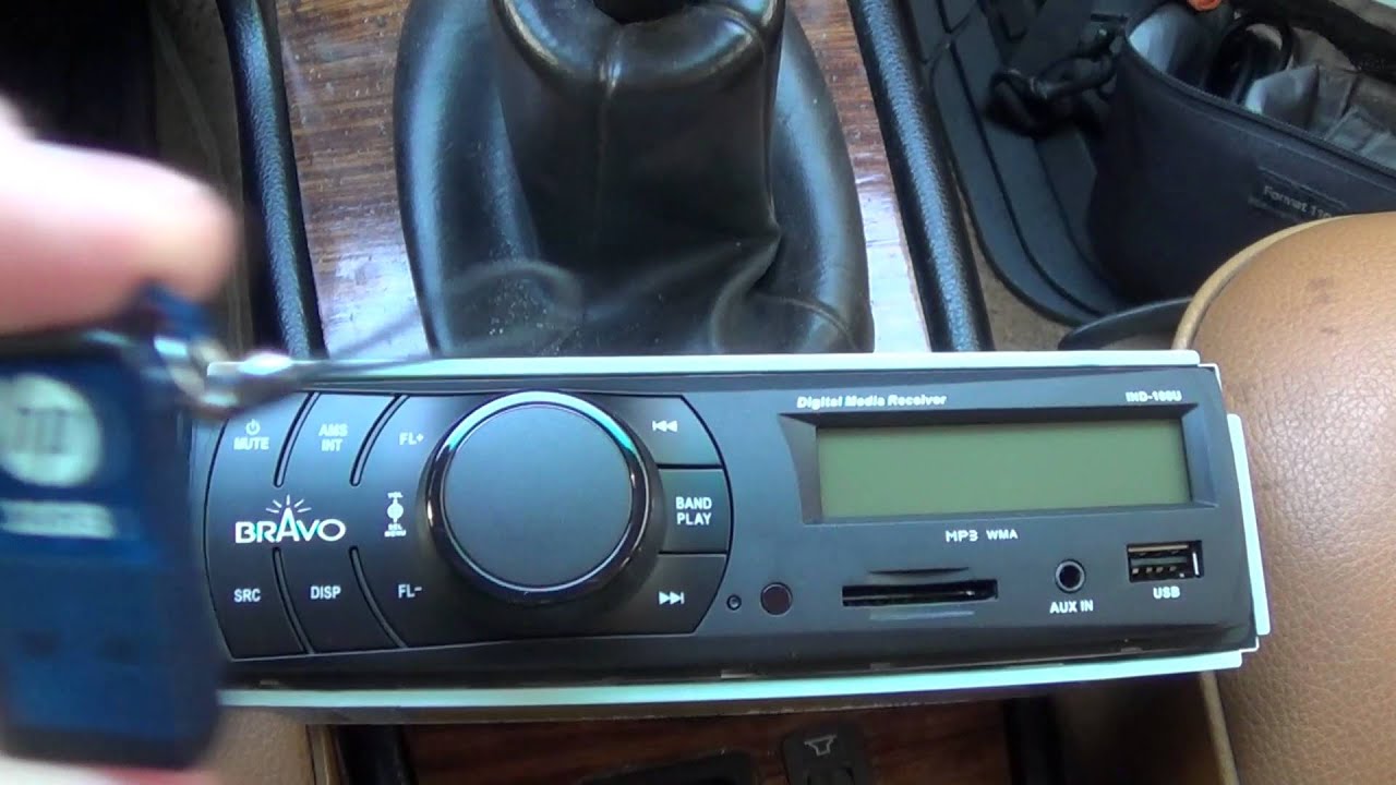 1983 Mercedes-Benz 240D: new in-dash MP3 player