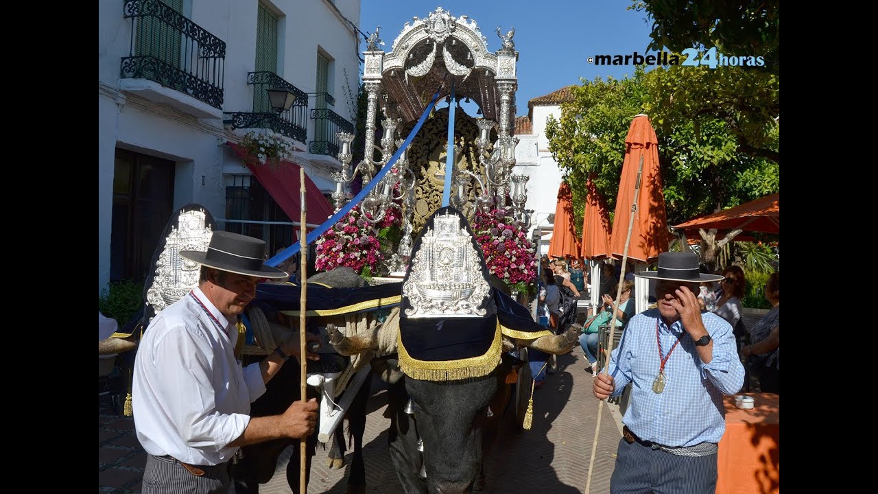 Salida de la Romería de la Hermandad del Rocío de Marbella.