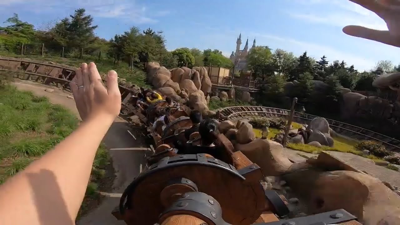 Shanghai Disney Resort - Seven Dwarfs Mine Train Rollercoaster POV