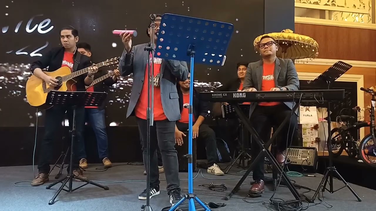Amr Diab - Tamally Maak ( street siblings acoustic cover )