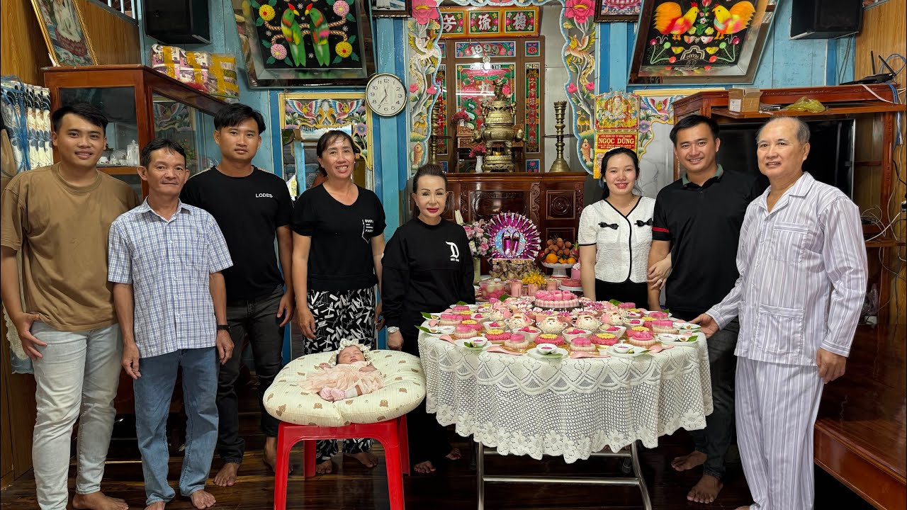 Gia Đình Tụ Họp Mừng Đầy Tháng Bé Cát Tường (Hạt Dẻ) #HCCSMT
