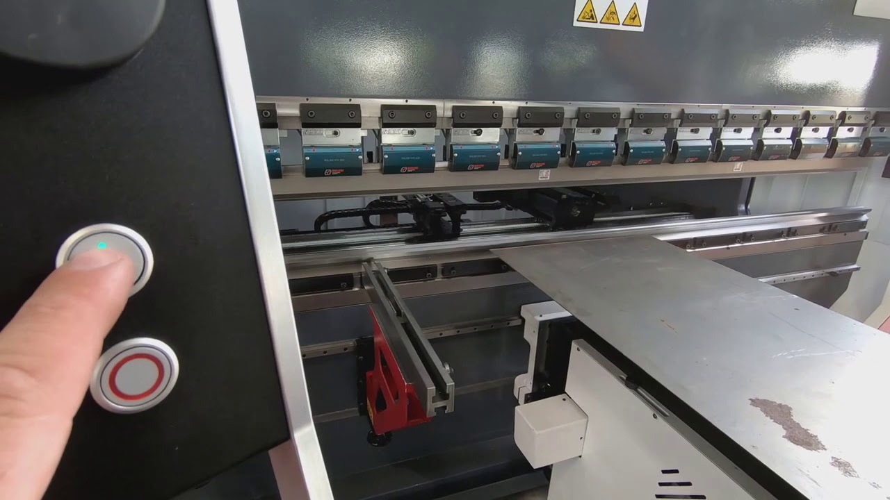 Maschinen Wagner Baykal Abkantpresse APHS Pro