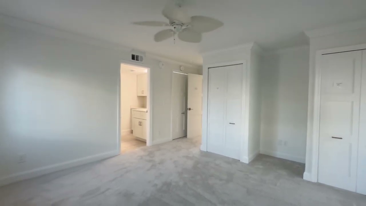 3145 W Gulf Dr  102