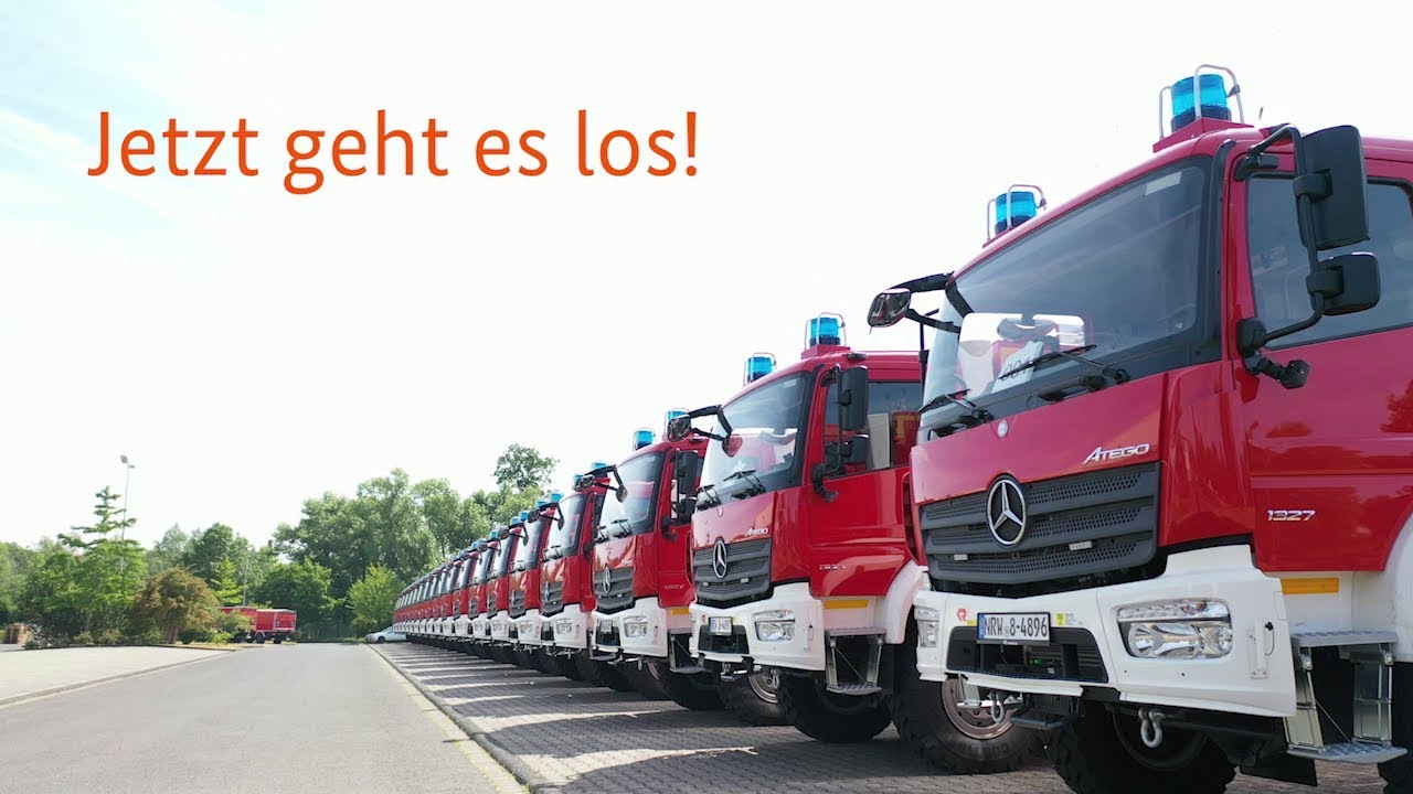 300 Löschfahrzeuge für die Länder -  die Übergabe hat begonnen