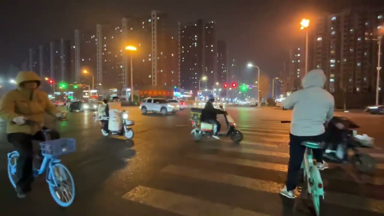 Light Snow Walk on Ruixiang Road | Returning to Xinyidai C Section | Baoding Night
