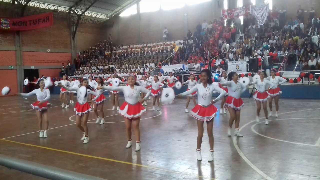 BASTONERAS DEL COLEGIO 