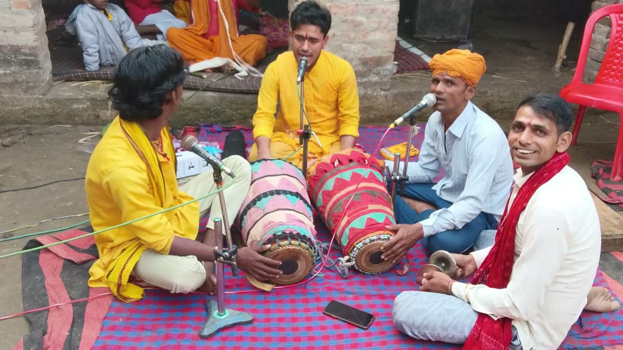 #trending #song बाबू कारिख महराज जन्म भजन...9102632682...7464076540