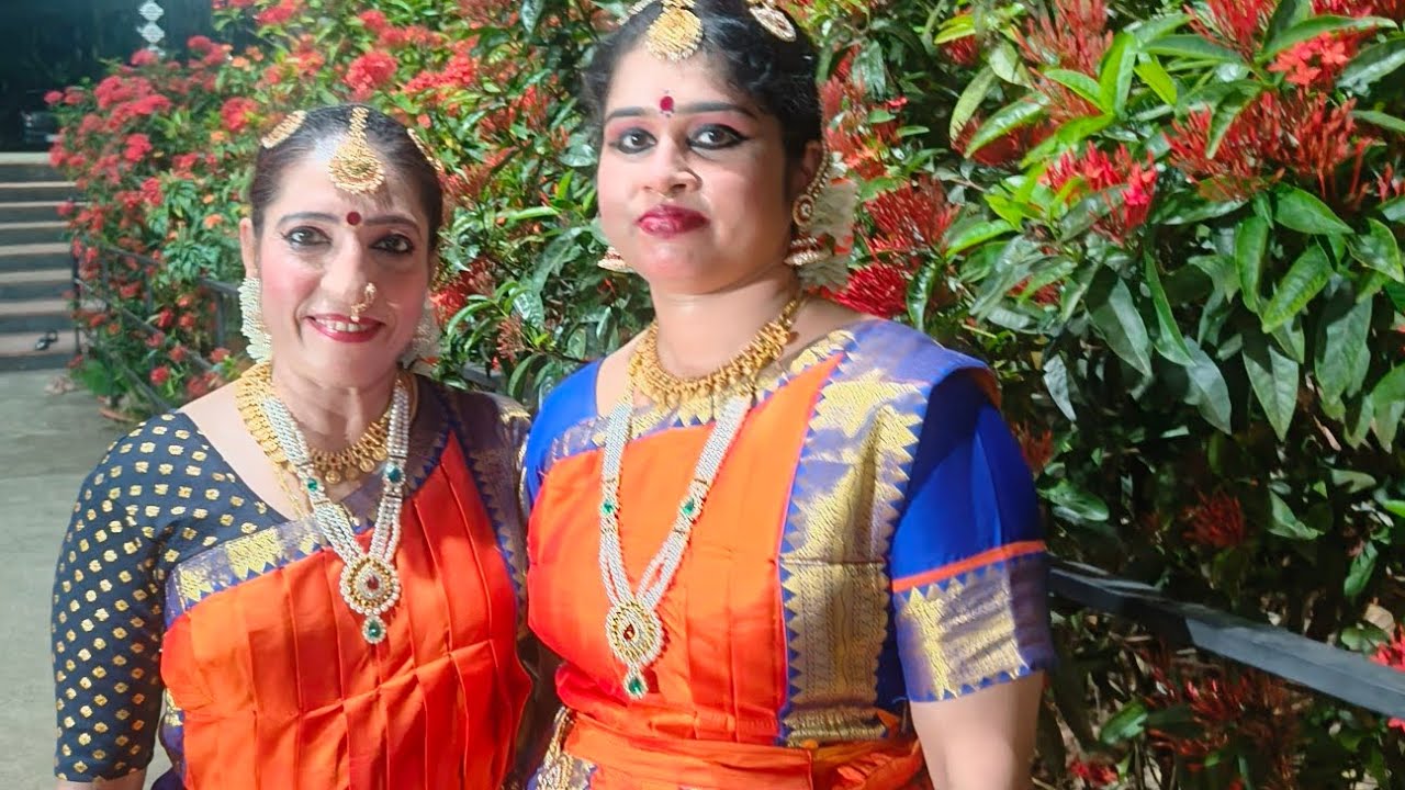 കൃഷ്ണ... മൗലിയിൽ 💃🏻💃🏻മുതുവറ ക്ഷേത്രം 🙏🏻🙏🏻