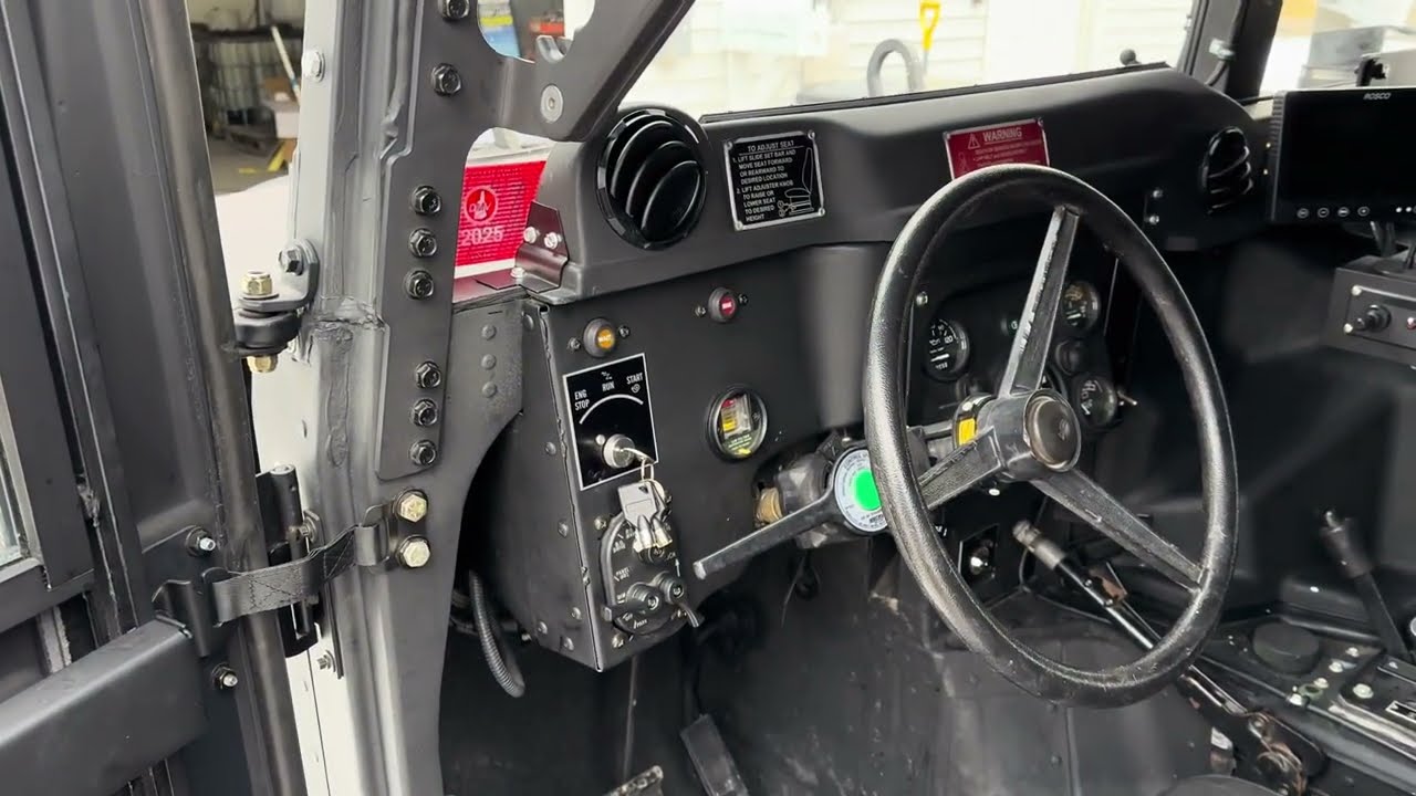 HMMWV - M1167 - Interior detailed 