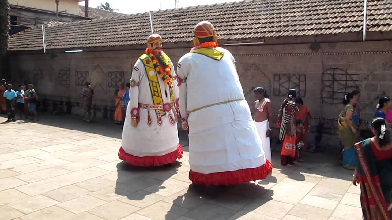 Panambur Nandaneshwara Temple - Bethala Kunitha
